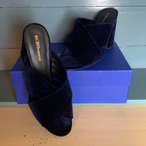 Blue slightly fuzzy BCBGengeration heels